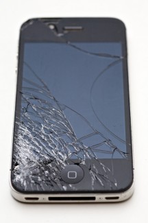 cracked-iPhone