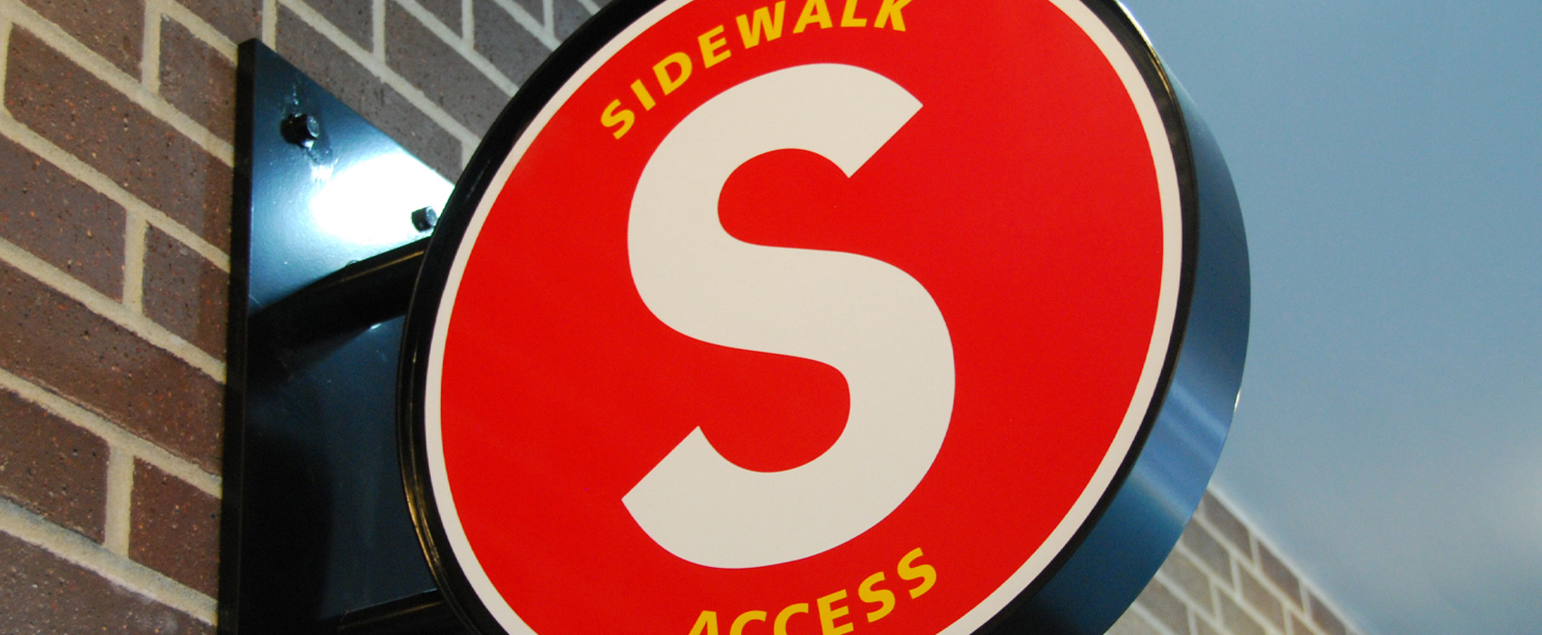 Des Moines Skywalk Flying Hippo